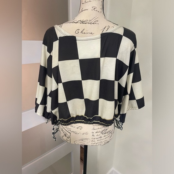 IPNG ADORABLE TOP SIZE OS EUC ☺️ - Picture 3 of 6